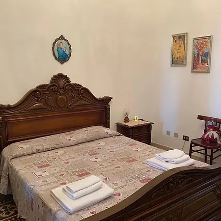 Holiday home Civico 11 Collepasso